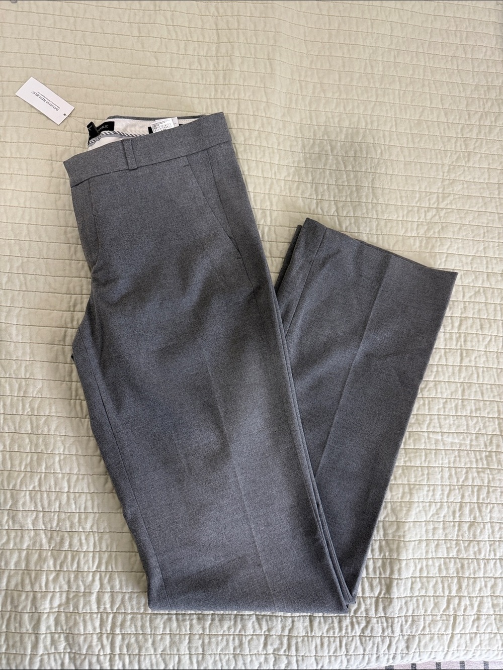 Grey Banana Republic Logan Fit Dress Pants (6 Long)